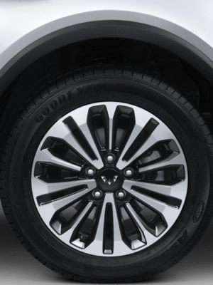 01_bold_16_two-tone-alloy_wheels